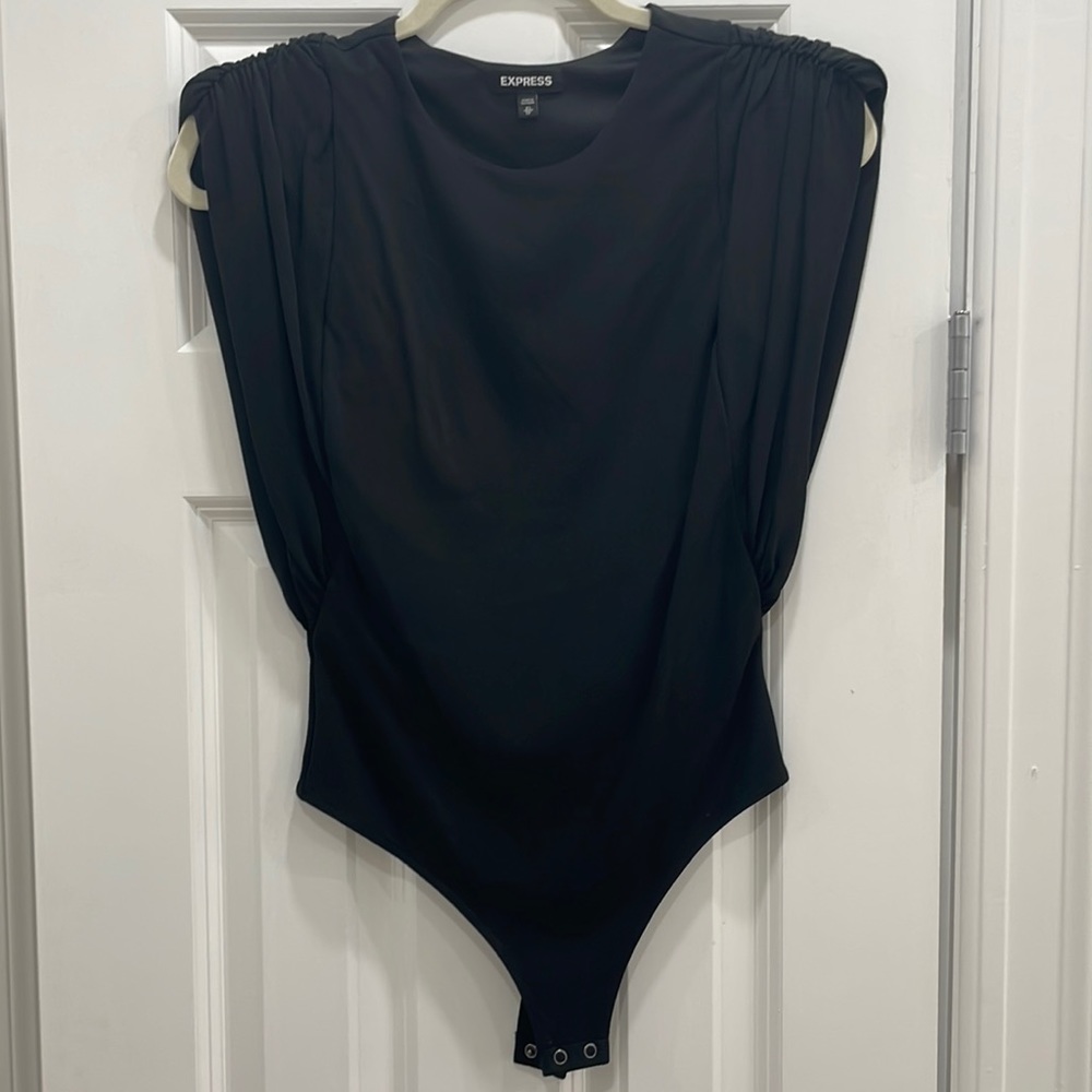 Express Padded Sleeve Bodysuit